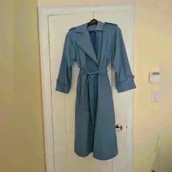 Vintage ladies blue  trenchcoat size medium - Picture 1 of 16